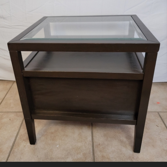 Contemporary Side/End Table, Kona Brown - Picture 6 of 7